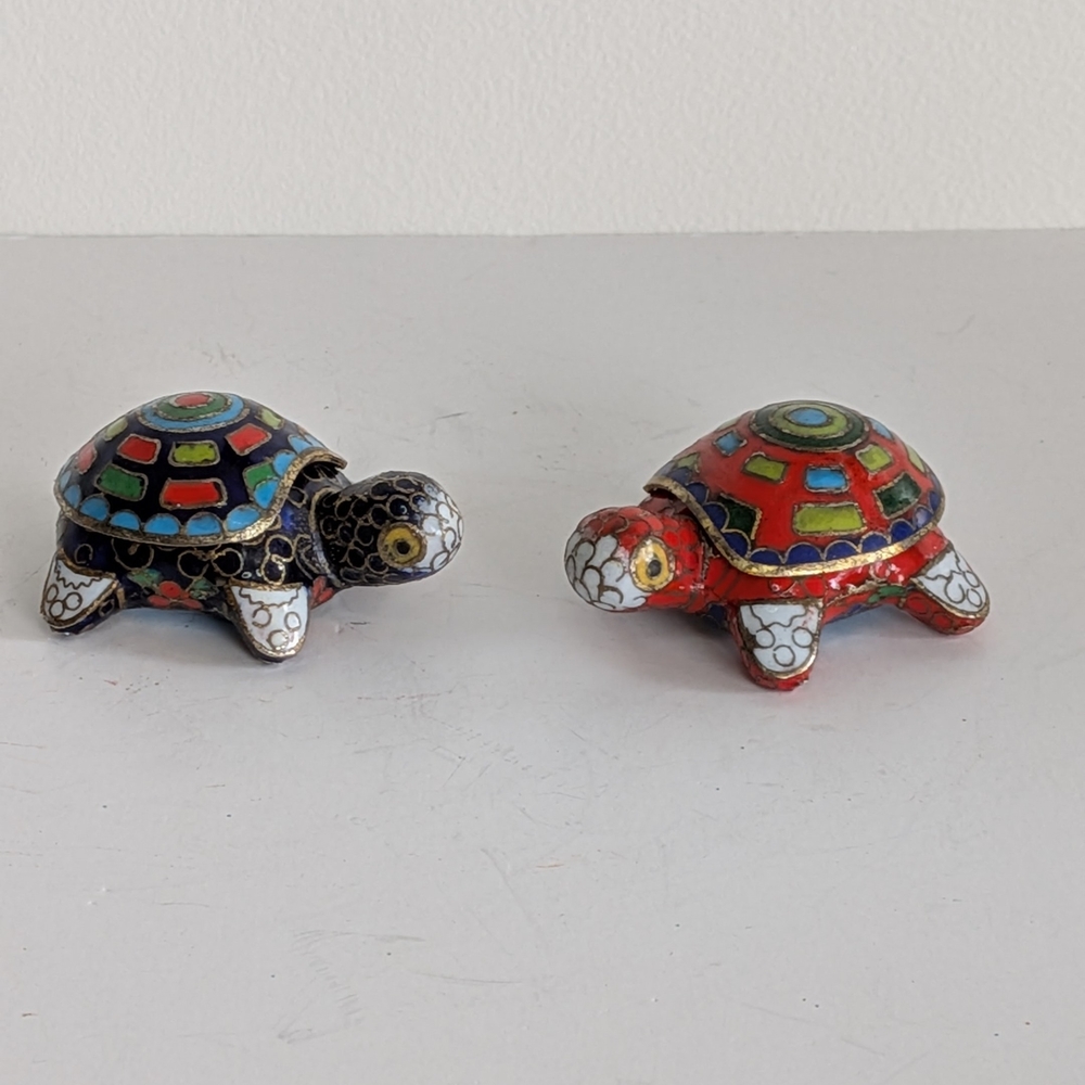 Vtg Cloisonne miniature Turtle trinket boxes set of 2 enamelled brass Tortoise